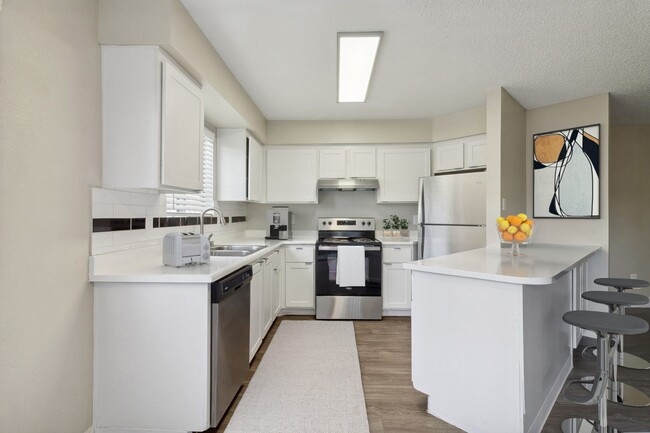 Building Photo - The Bristol at Sunset Apartment Homes