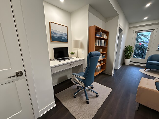 Photo - 5382-200 200 St