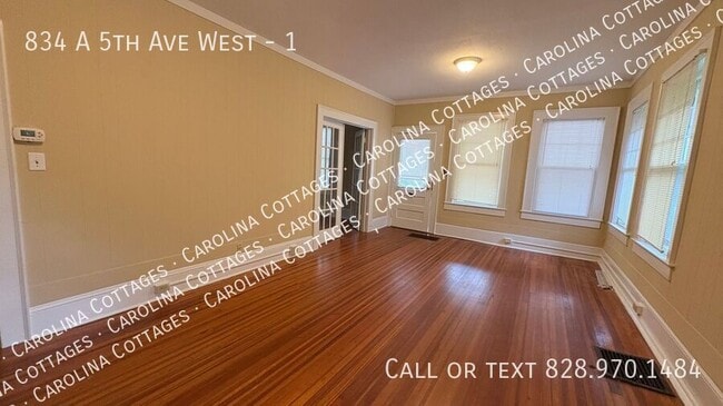 Photo - 834 5th Ave W