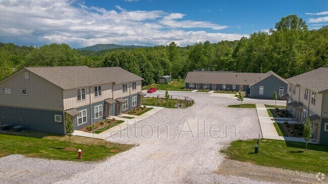 Building Photo - 21 Catawba Valley Ct Unit #1 Rental