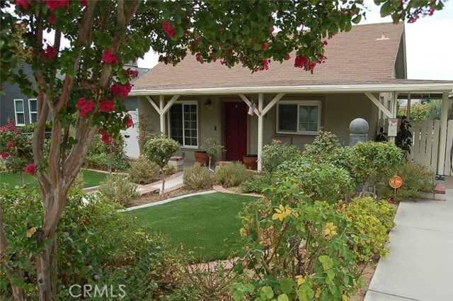 Building Photo - 1188 W Cypress Ave