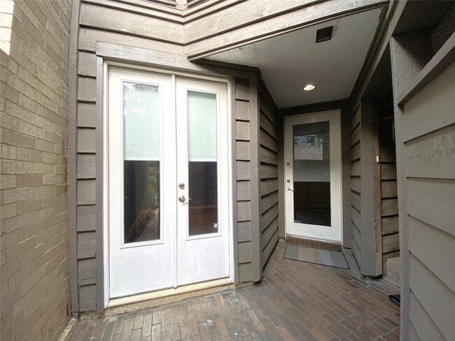 Photo - 5003 Yoakum Blvd