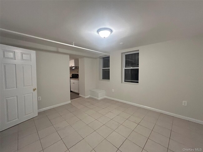 Photo - 144 Waverly St Unit 1