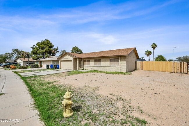 Photo - 11102 W Turney Ave