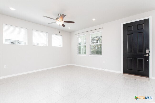 Building Photo - 121 Lafitte Dr Unit 101 Rental