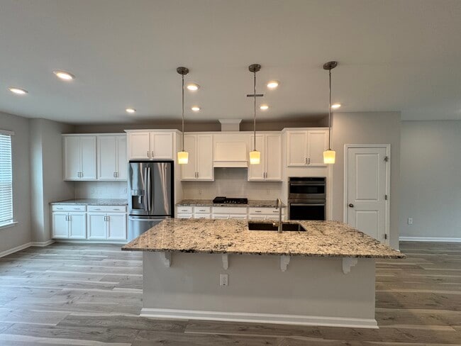 Photo - 1049 Manorhaven Dr