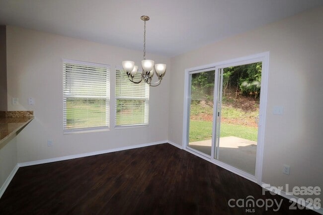 13011 Lake Erie Ln