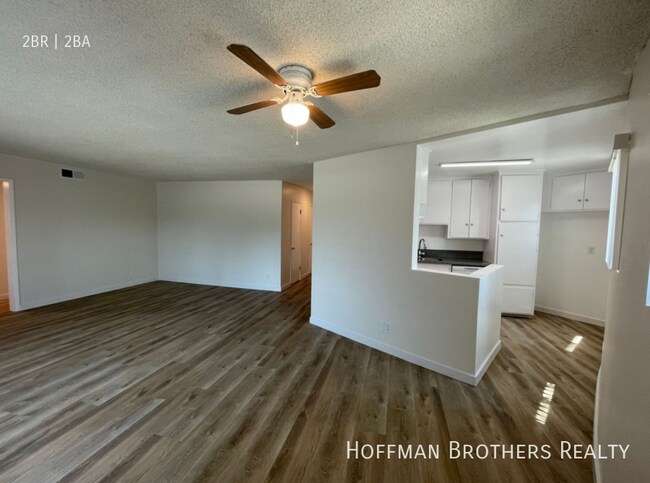 Photo - 6041 Whitsett Ave Unit 207 A