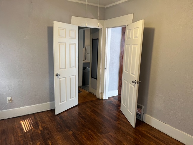 Photo - 3138 N 16th St Unit LWR