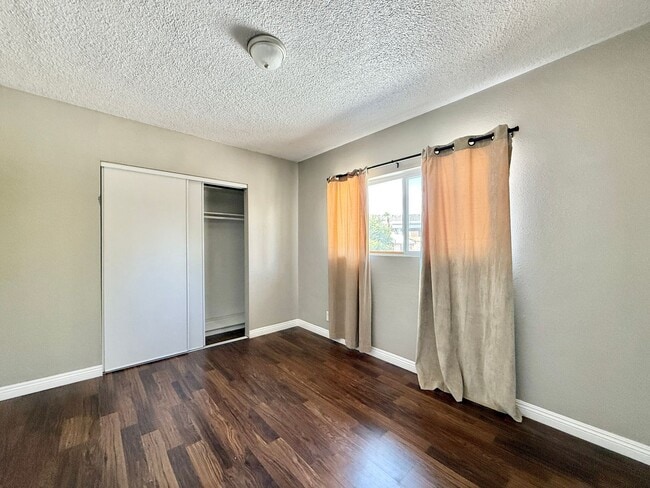 Photo - Charming 2-Bed Apartment – Well-Maintained...