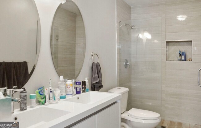 Photo - 6980 Roswell Rd