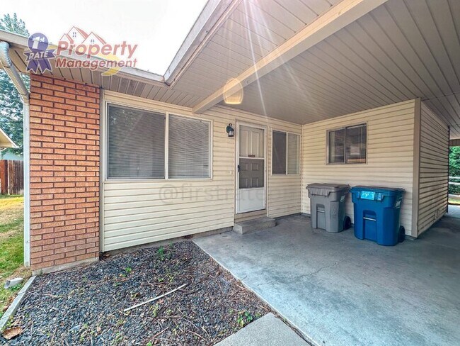 Photo - 1142 S Pond St