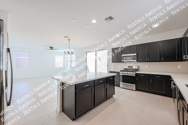 3768 N 99th Dr