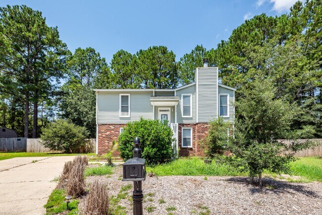 Photo - 113 Trescott Ct