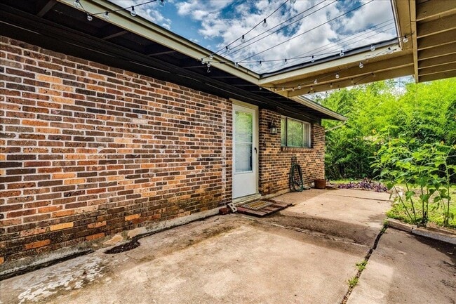 Photo - 1417 Braes Ridge Dr Unit B