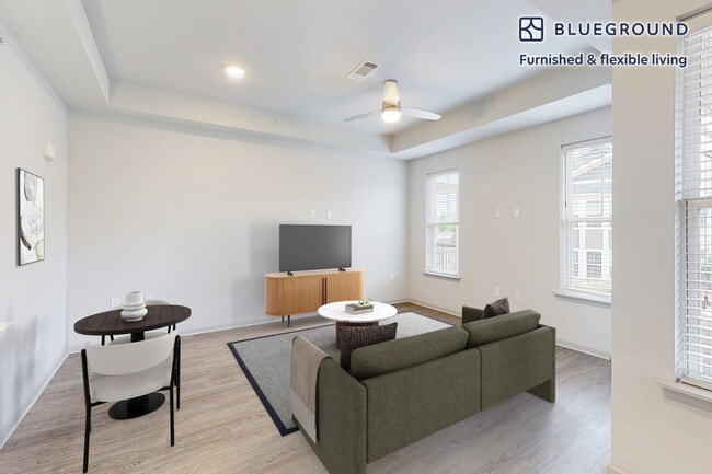 Photo - 4300 Swanson Wy Unidad FL2-ID1665A