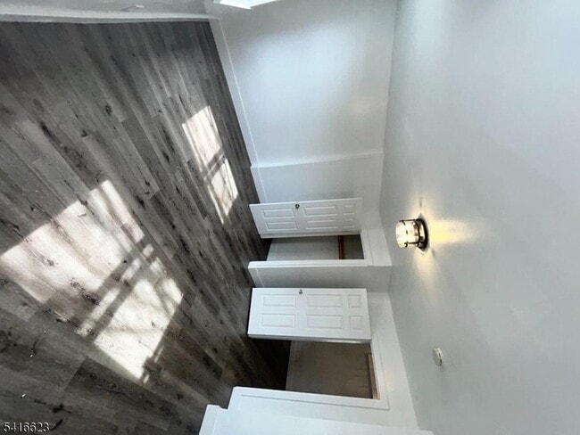 Building Photo - 21 Tillinghast St