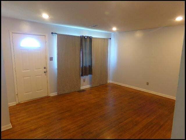 Photo - 9910 Brooks Ln