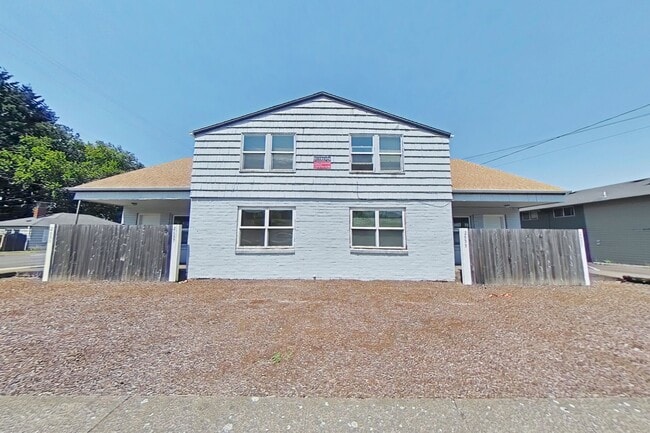 2 Bedroom Apartment ~ Close to Campus ~ Ca... - 2 Bedroom Apartment ~ Close to Campus ~ Ca... Unit 2653 NW Harrison