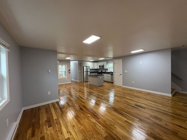 Photo - Beautiful, Newly Renovated 4 Bedroom 2 1/2...