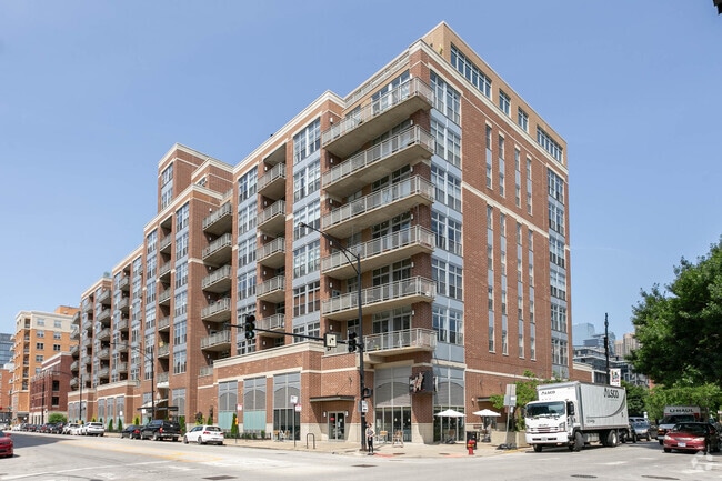 Building Photo - 111 S Morgan St Rental