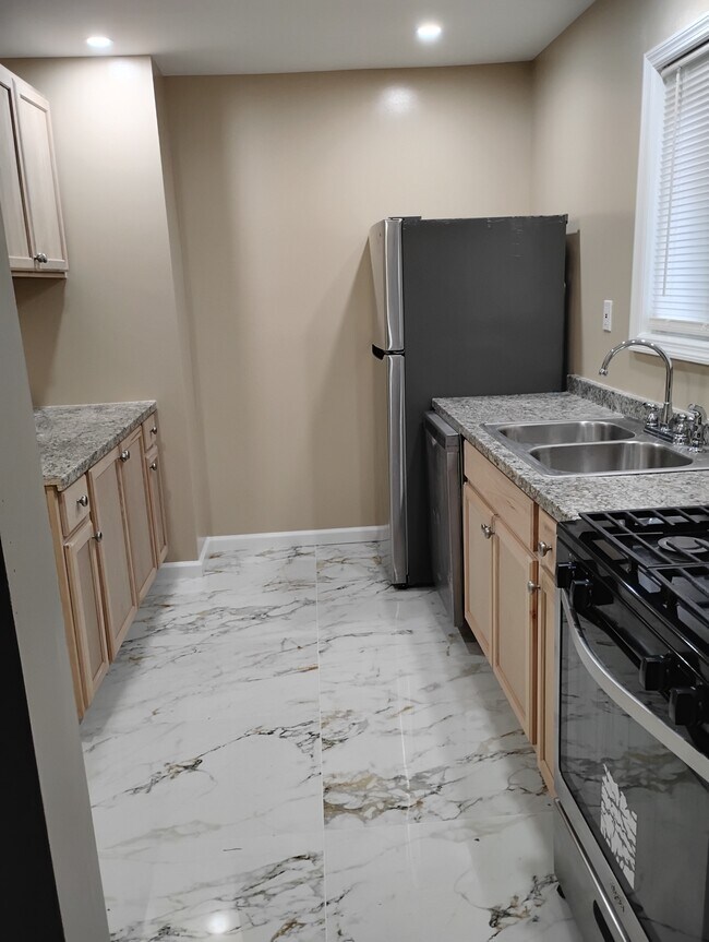 Kitchen - 180 Littleton Rd Unit 180 Littleton road Apt 70