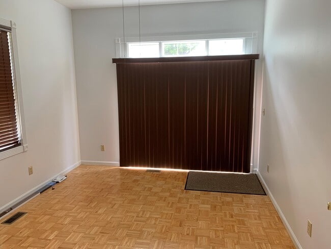 Photo - 1593 Leesburg Pike