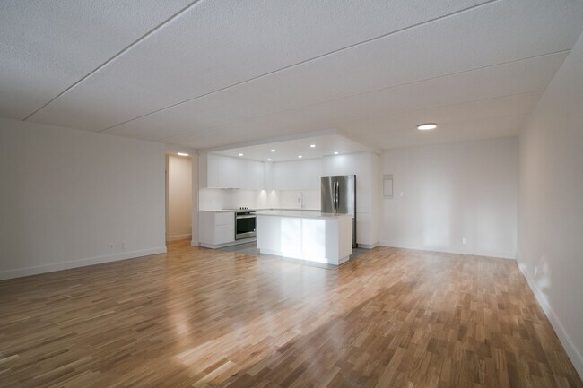 Photo - 4800 Maisonneuve Blvd W Unit 608