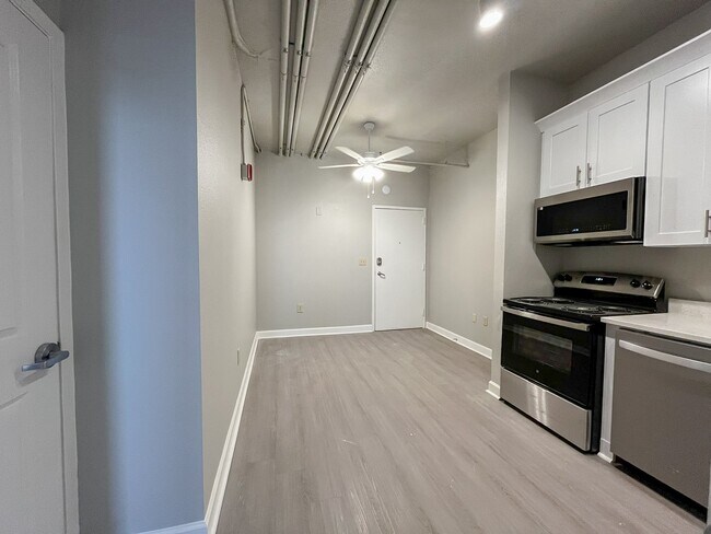 Photo - 1400 Cumberland St Unit 302