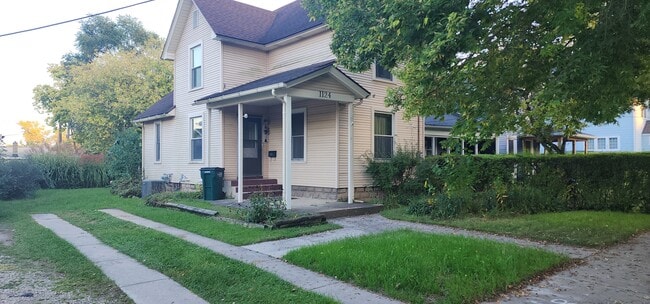 Photo - 1124 N Capitol Ave House