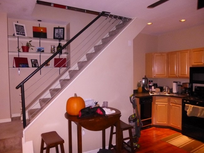 Photo - 2104 Carey Way Unit 1