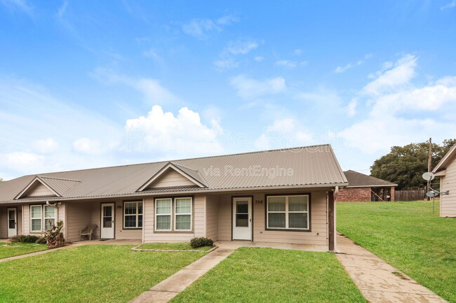 Photo - 756 Rocky Rdg