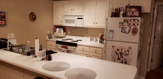 Photo - 1064 N Montgomery St Unit F