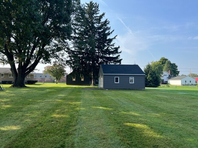 Photo - 1752 Parsons Ln