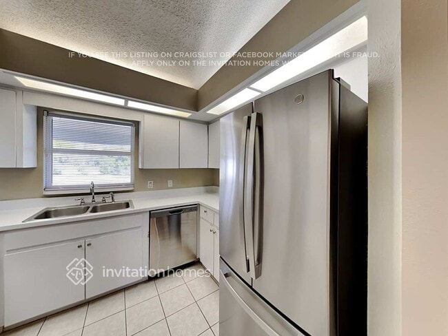 Photo - 266 Glenridge Loop N