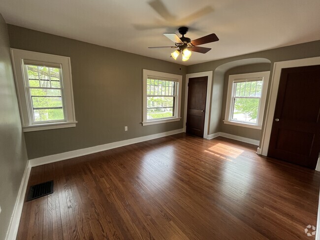 Building Photo - 747 Thieme Dr Unit 747 Thieme Dr. Rental