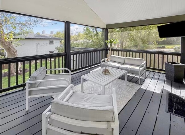 Photo - 437 Griffin St NW