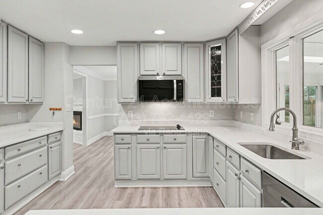 Photo - 1012 Aquia Dr