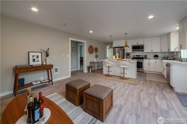 Photo - North Seattle - Pinehurst Updated 3 Bedroom 2 Bath Rambler
