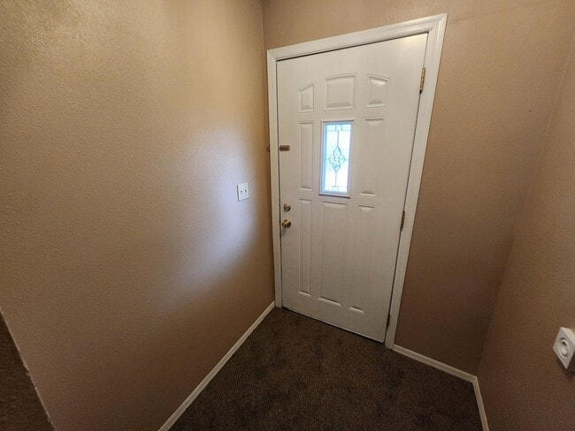 Photo - 1129 N 8th St Unit B (B4-241)