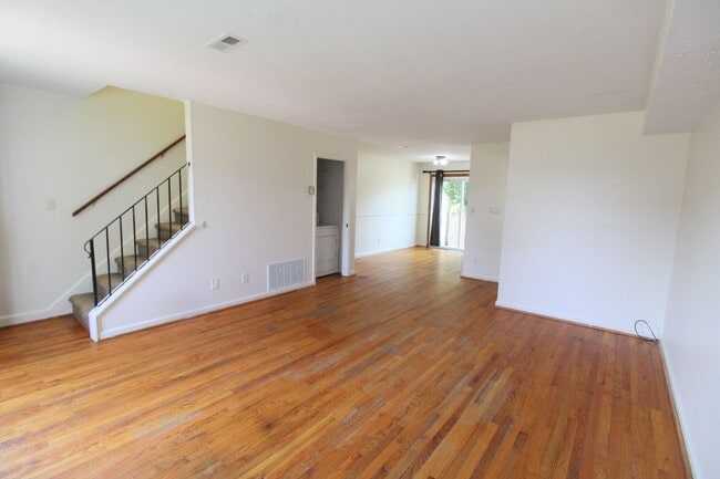 1331 Devon Ln