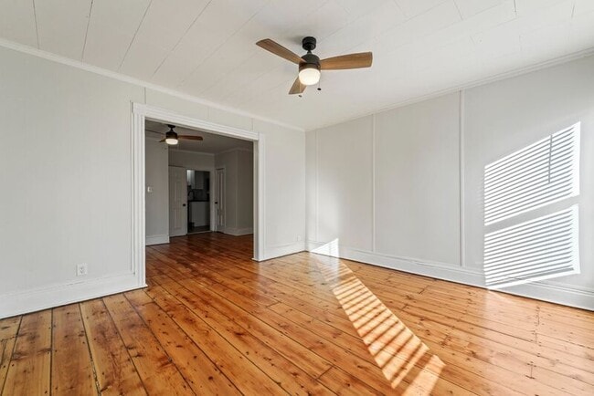 Building Photo - 44 Saratoga Ave Unit 2W Rental