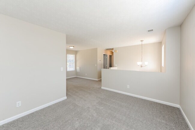 Photo - 4250 Viewpoint Ln