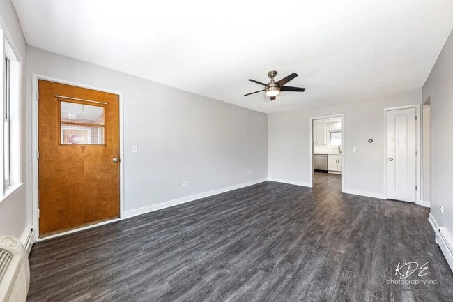 133 W Franklin #3