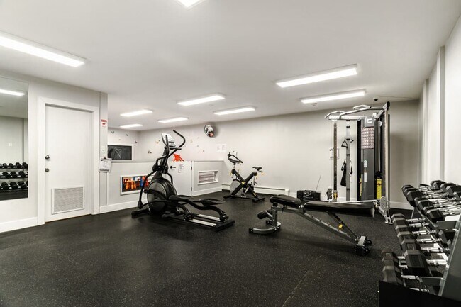 Photo - Kingston Tower