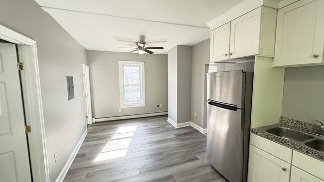 Photo - 152 Pearl St Unit 2