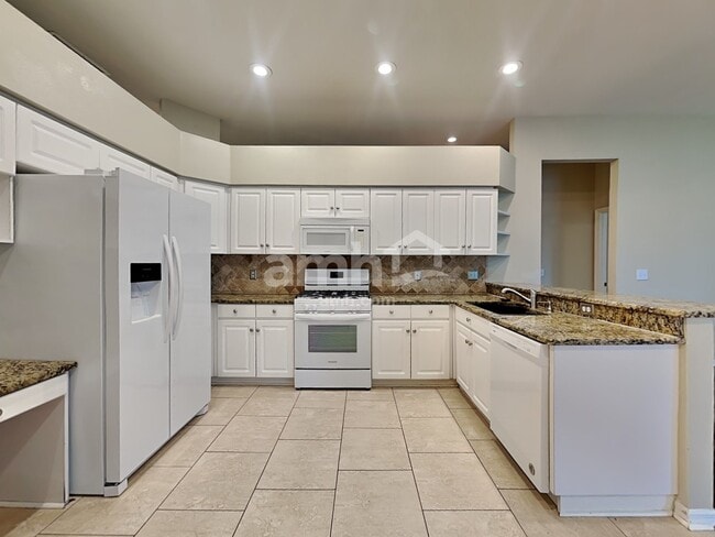 Photo - 17004 Falconridge Rd