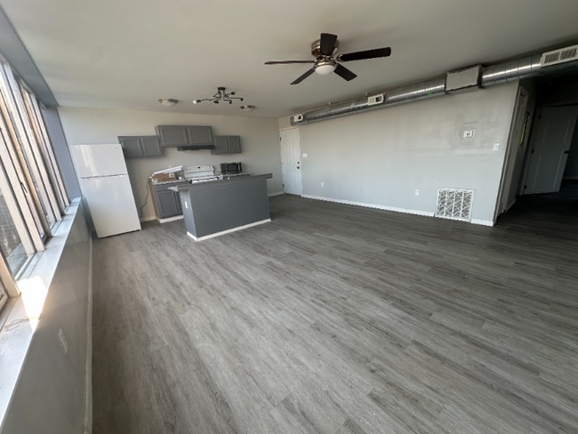 Photo - 2838 Linden Ave Apartment Unit 101