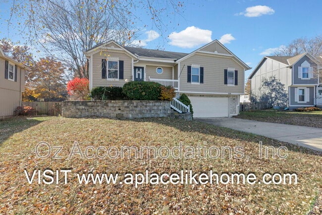 Photo - 15306 Riley St