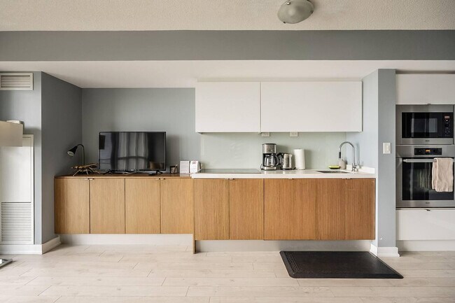 Photo - 90 Fort York Blvd Unit ID1037043P